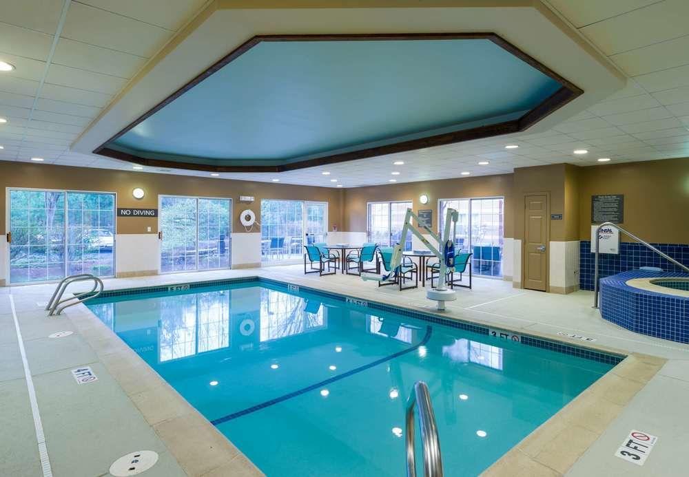 Residence Inn Boston Фреймингем Экстерьер фото