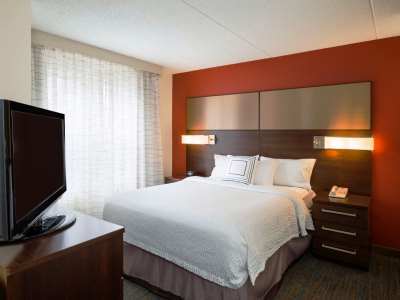Residence Inn Boston Фреймингем Экстерьер фото