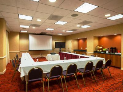 Residence Inn Boston Фреймингем Экстерьер фото